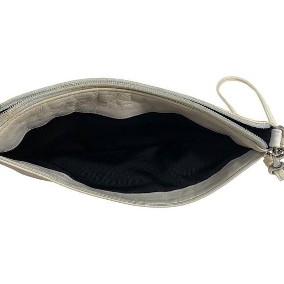 COACH 4281 Ivory Lamb Nappa Leather Wristlet Clutch Y2K 2004 w/ Hang Tag - Picture 5 of 12